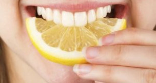 Cách làm trắng răng bị ố vàng nhờ 5 nguyên liệu rẻ tiền mà hiệu quả cao