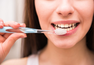 5 cách giảm tình trạng ê buốt răng